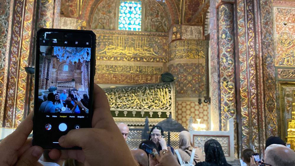 Konya Mevlana Müzesi’ne bayram tatilinde ziyaretçi akını 1